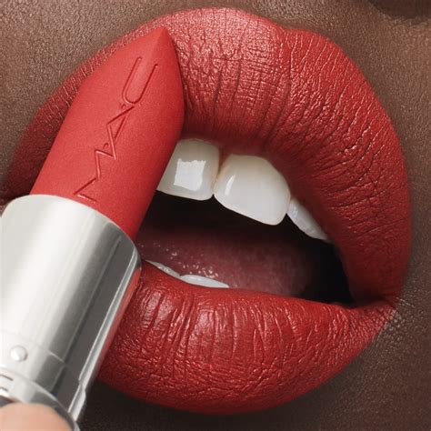 MACXIMAL MATTE LIPSTICK